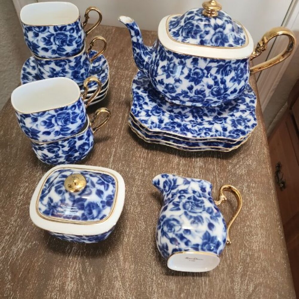 ROYAL DANUBE CALICO 1886 BLUE ROSES WITH GOLD TRIM TEA SET